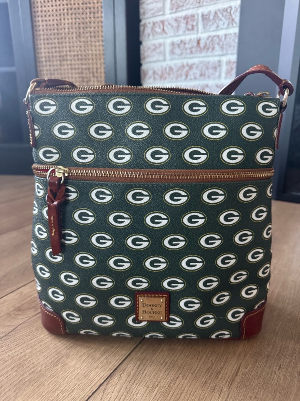 Dooney & Bourke Green Bay Packers Purse 💚🏈 | Great Condition